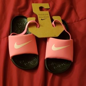 Girls nike sandals
